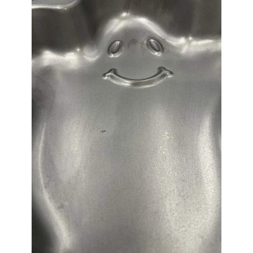 Ghost Cake Pan Mold Halloween Holiday 3D Baking Nonstick Metal Bakers Secret 12